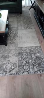 Groot vintage kleed 2.20 bij 3.30, Huis en Inrichting, Stoffering | Vloerbedekking, Gebruikt, Vintage, Ophalen of Verzenden, Minder dan 10 m²