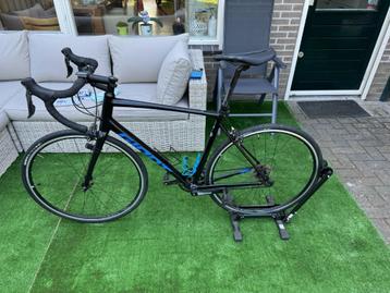 GIANT Contend race fiets Zwart zo goed als nieuw. beschikbaar voor biedingen