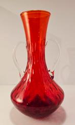 Vintage Murano rode orenvaas met aardbeien patroon, Ophalen of Verzenden