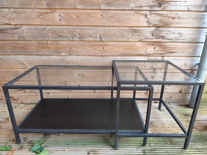 Ikea VITTSJÖ Bijzettafel Set - Zwartbruin/Glas, Huis en Inrichting, Tafels | Salontafels, Minder dan 50 cm, 50 tot 100 cm, 50 tot 100 cm