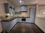 OB023 – Bristol agaat blauw showroom Keuken, Ophalen, Blauw, Hoekkeuken, Hoogglans of Gelakt