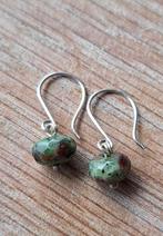 handgemaakte oorbellen echt zilver en robijn in zoisiet, Sieraden, Tassen en Uiterlijk, Oorbellen, Hangers, Verzenden, Nieuw, Met edelsteen
