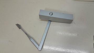 Deurdranger izgs voor links en rechtse deur deuren dranger beschikbaar voor biedingen