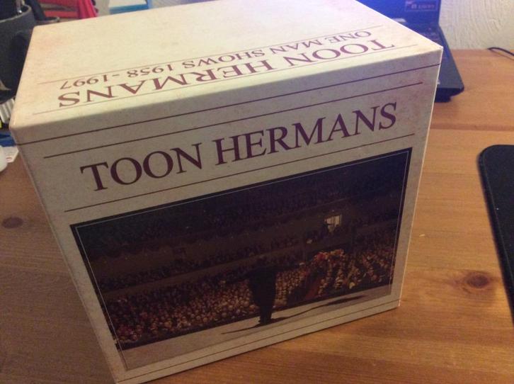 Toon Hermans: Oeuvre 22-dvd Boxset one-man shows 1958-1997, Cd's en Dvd's, Dvd's | Cabaret en Sketches, Zo goed als nieuw, Stand-up of Theatershow