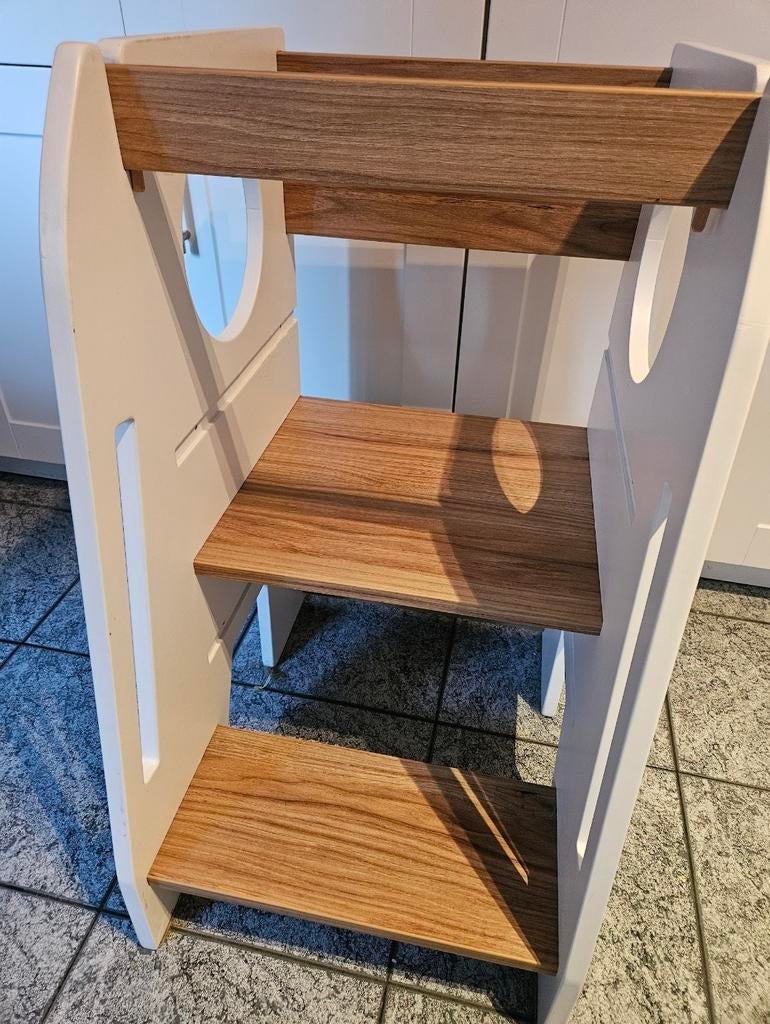 Keukenhelper / Opstapje voor kind - Op maat gemaakt, Ophalen