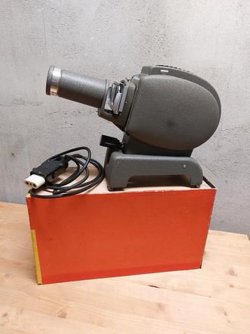 Leitz Prado 250 Projector  beschikbaar voor biedingen