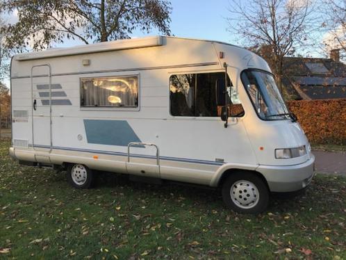 Mooie Hymer B544 Camper 2.5TDI nieuwe APK dakairco tv, Caravans en Kamperen, Campers, Particulier, Integraal, tot en met 5, Fiat