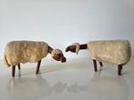 2 vintage houten schaapjes met vacht, Frank Meisler, Israël, Antiek en Kunst, Ophalen of Verzenden