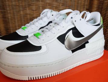 Nike Airforce Shadow  40 beschikbaar voor biedingen