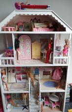 Groot barbie huis met of zonder meubels., Kinderen en Baby's, Speelgoed | Poppenhuizen, Ophalen, Gebruikt, Poppenhuis