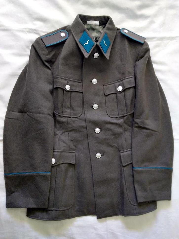 NVA DDR uniform jas Lufstreitkräfte 1971 model zwarte kraag, Verzamelen, Militaria | Algemeen, Luchtmacht, Kleding of Schoenen