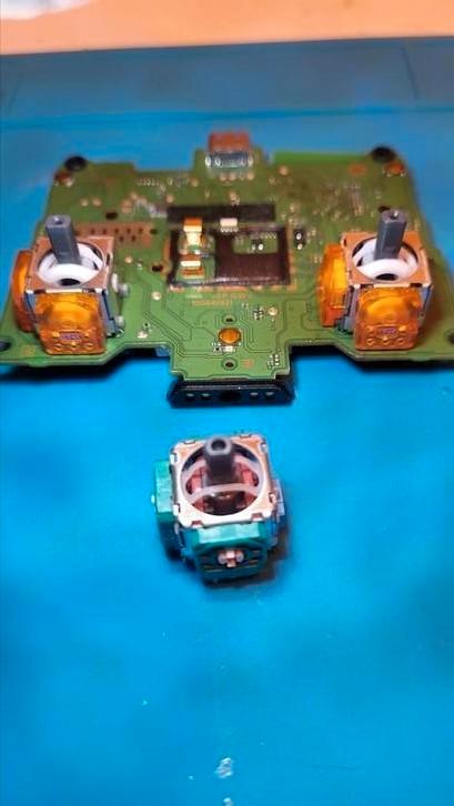 Stickdrift reparatie Assen, Spelcomputers en Games, Spelcomputers | Sony PlayStation 5, Zo goed als nieuw, Playstation 5, Ophalen of Verzenden