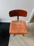 Leuke vintage schoolstoel - 37cm hoog, Gebruikt, Bruin, Ophalen of Verzenden, Eén