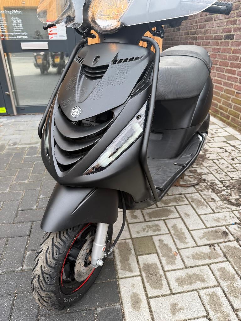 Piaggio zip 2019 | Top staat | 10204km EERSTE eigenaar, Maximaal 45 km/u, Ophalen of Verzenden, Zo goed als nieuw, DROSTWEEWIELERS