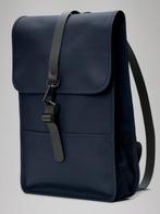 Rains Backpack Mini - Navy / Marineblauw, Sieraden, Tassen en Uiterlijk, Tassen | Rugtassen, Zo goed als nieuw, Waterdicht, 30 tot 45 cm
