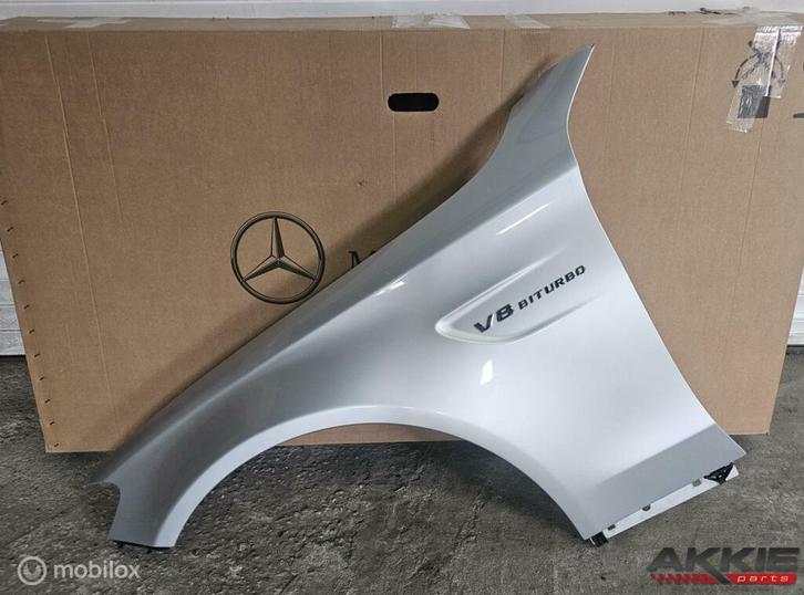Mercedes C63 AMG spatbord W205 S205 A2058800418, Auto-onderdelen, Carrosserie en Plaatwerk, Gebruikt, Ophalen of Verzenden