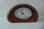 Art Deco klok klokje bewerkt model hout houten, Antiek en Kunst, Ophalen