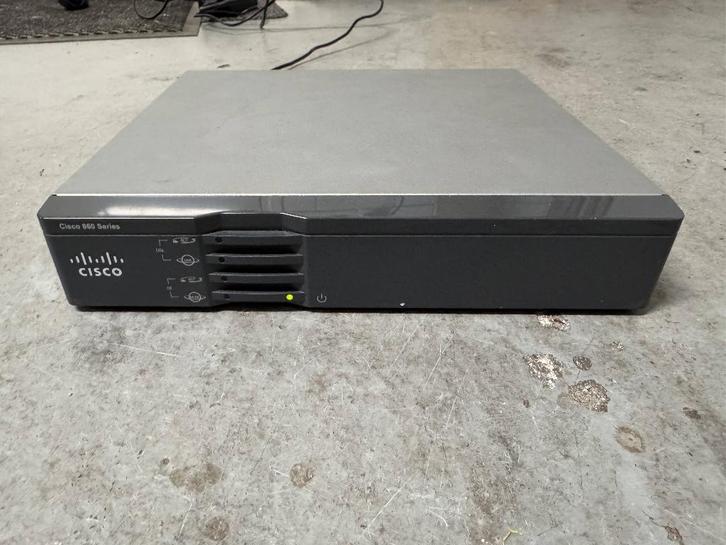 Cisco 860VAE Router met voeding, Computers en Software, Routers en Modems, Gebruikt, Router, Ophalen of Verzenden