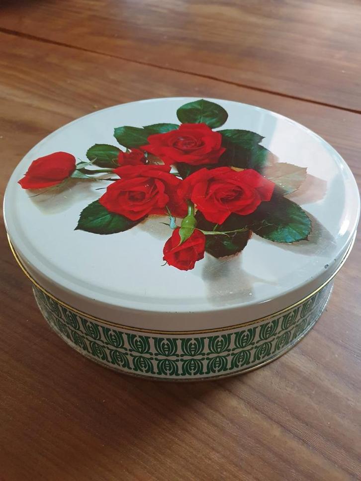 Vintage Koekjestrommel met Rozen, Verzamelen, Blikken, Gebruikt, Overige, Ophalen of Verzenden