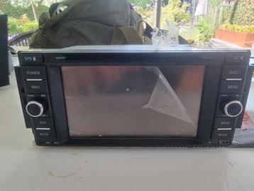 Dubbel din radio cd gps, bleuthooth,sd kaartje,infrarood, beschikbaar voor biedingen