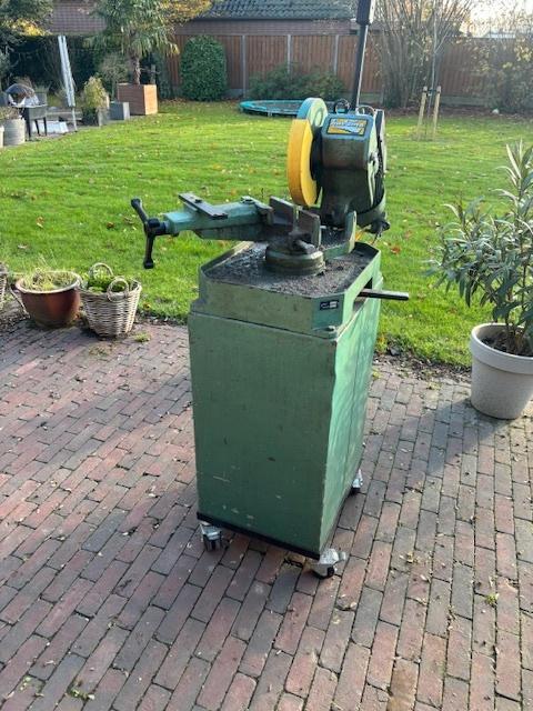 Huvema HU 250 metaalafkortzaag, Doe-het-zelf en Verbouw, Gereedschap | Zaagmachines, Gebruikt, Afkortzaag, 1200 watt of meer, 70 mm of meer