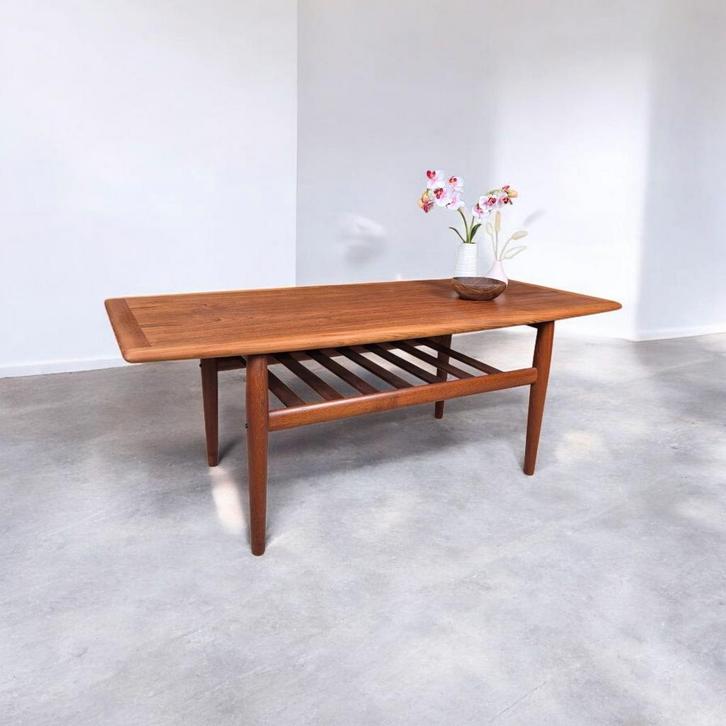 Grete Jalk, Glostrup vintage Deense salontafel bijzettafel, Huis en Inrichting, Tafels | Salontafels, Gebruikt, Minder dan 50 cm