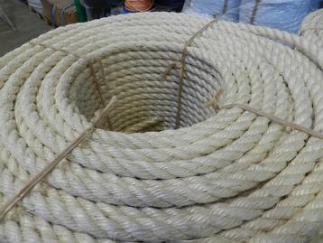 TOUW SISAL 8mm/220mtr 3-strengs beschikbaar voor biedingen