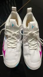 Mizuno wave momentum 2, mt43, Ophalen of Verzenden, Zo goed als nieuw, Schoenen