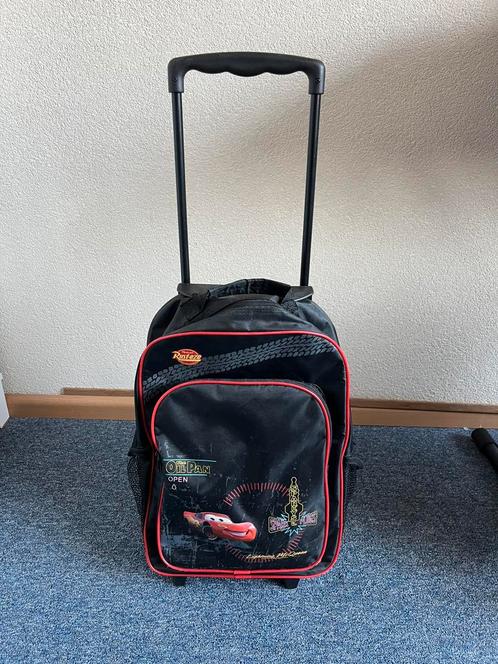 Cars rolkoffer/rugtas, Sieraden, Tassen en Uiterlijk, Koffers, Zo goed als nieuw, Minder dan 50 cm, Minder dan 35 cm, Ophalen