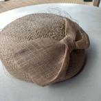 BEIGE DAMES ZOMER HOEDJE., Kleding | Dames, Hoeden en Petten, Ophalen of Verzenden, Gedragen, 58 cm (L, 7¼ inch) of meer, Hoed