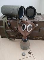 Vintage gasmasker in zware koker, Ophalen of Verzenden, Landmacht, Nederland