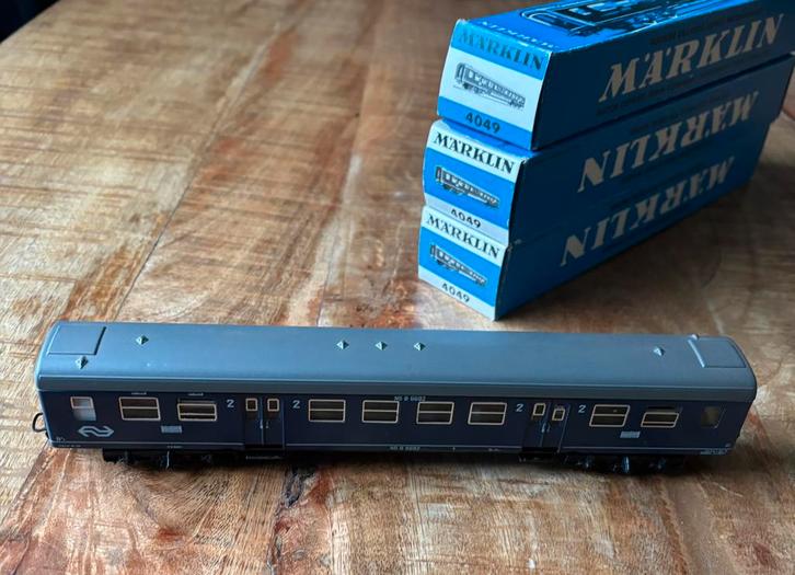 Marklin 3 x 4049 NS personenrijtuig in originele verpakking., Hobby en Vrije tijd, Modeltreinen | H0, Gebruikt, Wagon, Wisselstroom