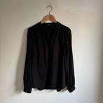 Soepelvallende Zwart Uniqlo blouse maat S, Kleding | Dames, Blouses en Tunieken, Zwart, Ophalen of Verzenden, Zo goed als nieuw