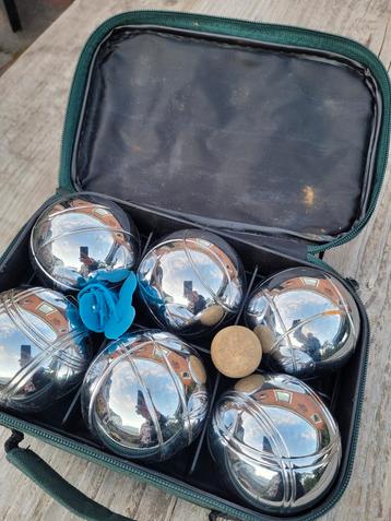 Jeu de Boules set met tas beschikbaar voor biedingen