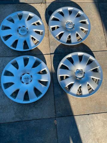Originele OPEL wieldoppen 16" beschikbaar voor biedingen