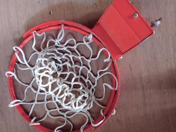 Basketbalnet, basketbalring beschikbaar voor biedingen