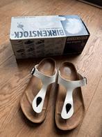 Birkenstock Gizeh maat 35, Kleding | Dames, Schoenen, Ophalen of Verzenden, Zo goed als nieuw, Wit, Slippers