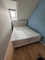 Twee persoonsbed met topper 160x200, Huis en Inrichting, Slaapkamer | Bedden, Ophalen, Wit, Tweepersoons, Zo goed als nieuw