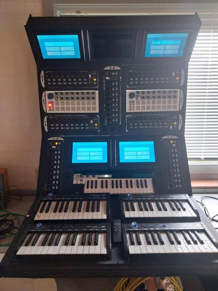 Synthezizers etc apparaten, Muziek en Instrumenten, Samplers, Zo goed als nieuw, Ophalen