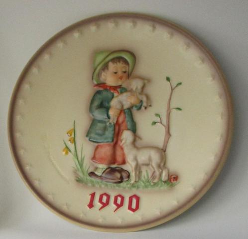 M I Hummel:286 -1990 JAARBORD- 20ste Annual Plate -Ø:19½ cm., Verzamelen, Beelden en Beeldjes, Zo goed als nieuw, Hummel, Verzenden