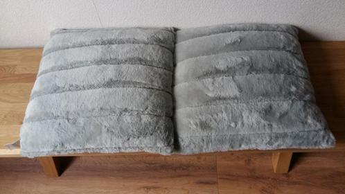 mooie nieuwe sierkussens minori groen/grijs 45 bij 45, Huis en Inrichting, Woonaccessoires | Kussens, Nieuw, Grijs, Vierkant, Ophalen of Verzenden