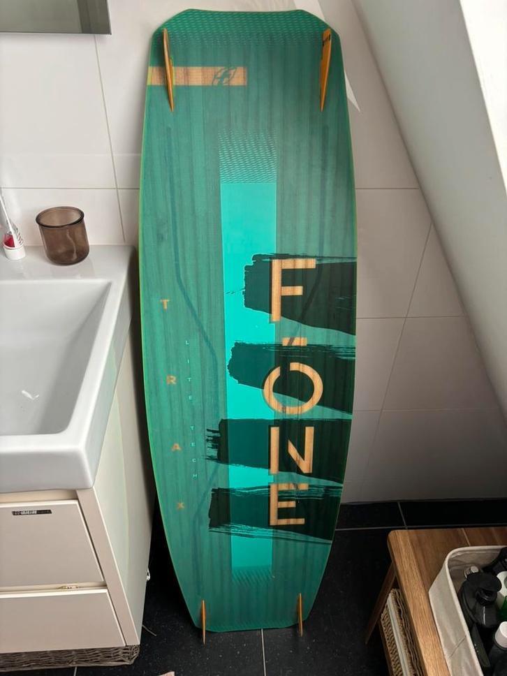 Kiteset, 7m, 9m, board, reistas, harnas, bar en pomp, Watersport en Boten, Kitesurfen, Ophalen