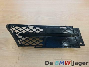 Bumperrooster linksvoor BMW 3-serie E90 E91 51117154551 beschikbaar voor biedingen