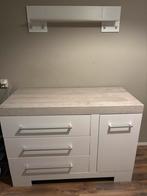Commode en ledikant (+matrasje en plankje), Ophalen, Gebruikt, Jongetje of Meisje