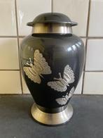 Urn ( vaas met deksel), Ophalen