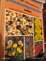 Het Grote Bruna Geneeskrachtige-Kruidenboek, Ophalen of Verzenden, Gelezen, Bruna