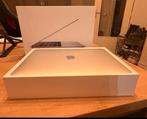 MacBook Pro 13", 256 GB, Qwerty, 8 GB, 13 inch