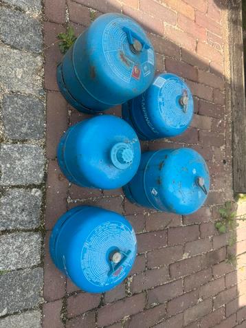 Camping gasflessen beschikbaar voor biedingen