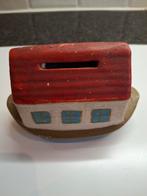 Zeer oude spaarpot., Verzamelen, Spaarpotten, Ophalen of Verzenden, Gebruikt, Metaal of Blik, Overige thema's