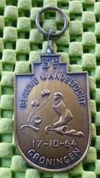 Medaille :  3e. Blauwe wandeltocht Groningen 17-10-1964, Nederland, Overige materialen, Ophalen of Verzenden